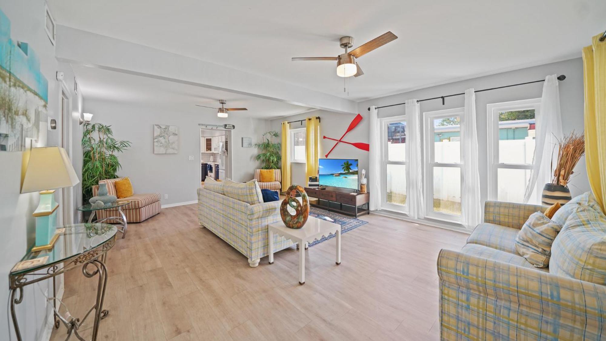 Jacksonville Beach Home - Walk To Beach, Bars & Restaurants - Pet Friendly 외부 사진